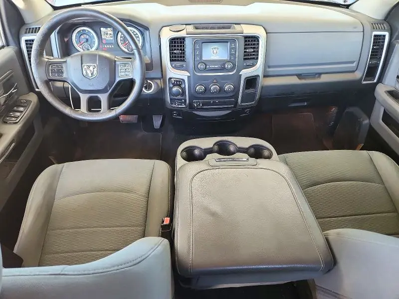 2014 RAM 1500 SLT  