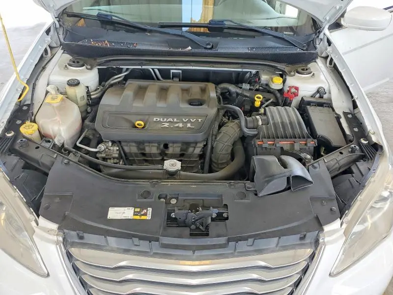 2014 CHRYSLER 200 LX  
