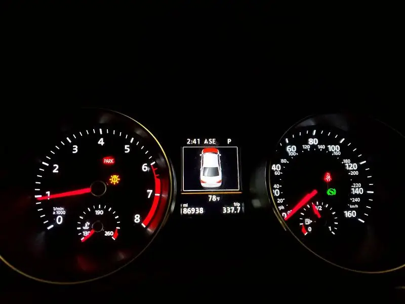 2017 VOLKSWAGEN PASSAT SE  