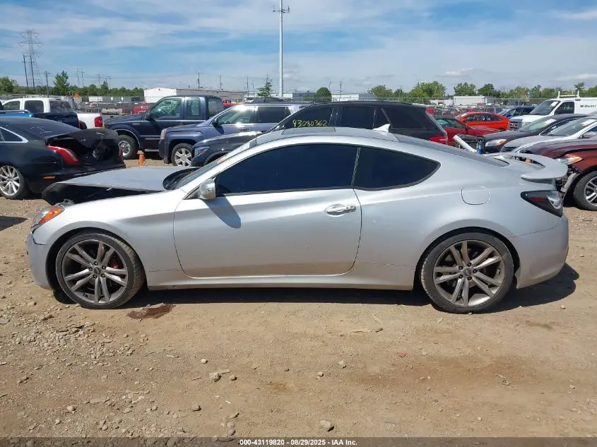 2012 HYUNDAI GENESIS 3.8 TRACK