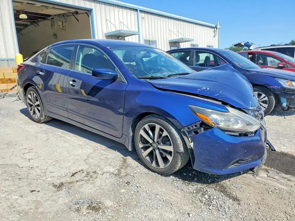 2017 NISSAN ALTIMA 2.5 SR  