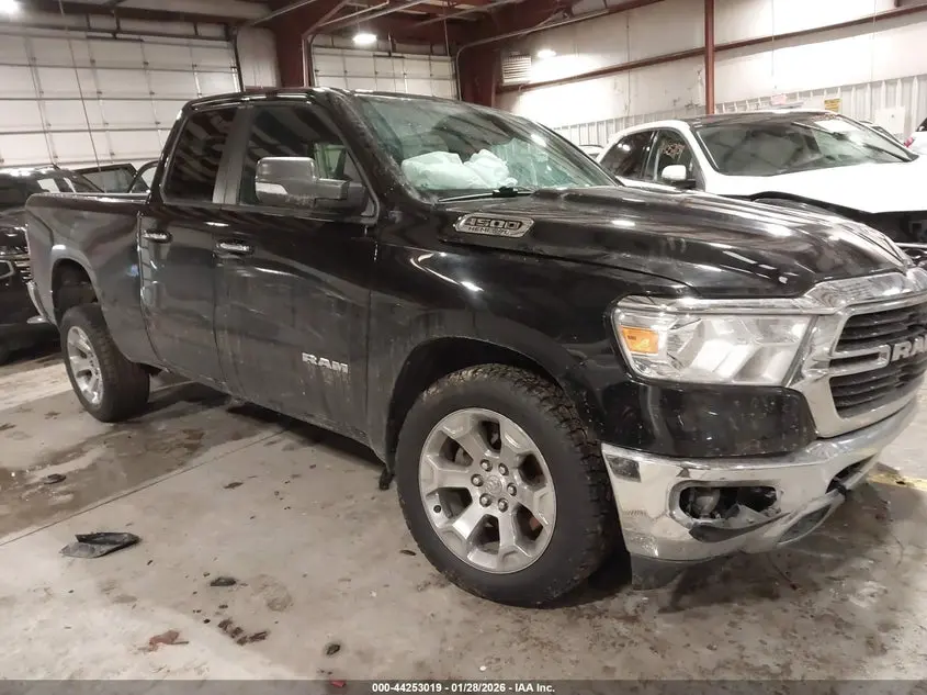 2019 RAM 1500 BIG HORN/LONE STAR  4X4 6'4 BOX