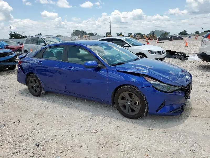 2021 HYUNDAI ELANTRA SEL  