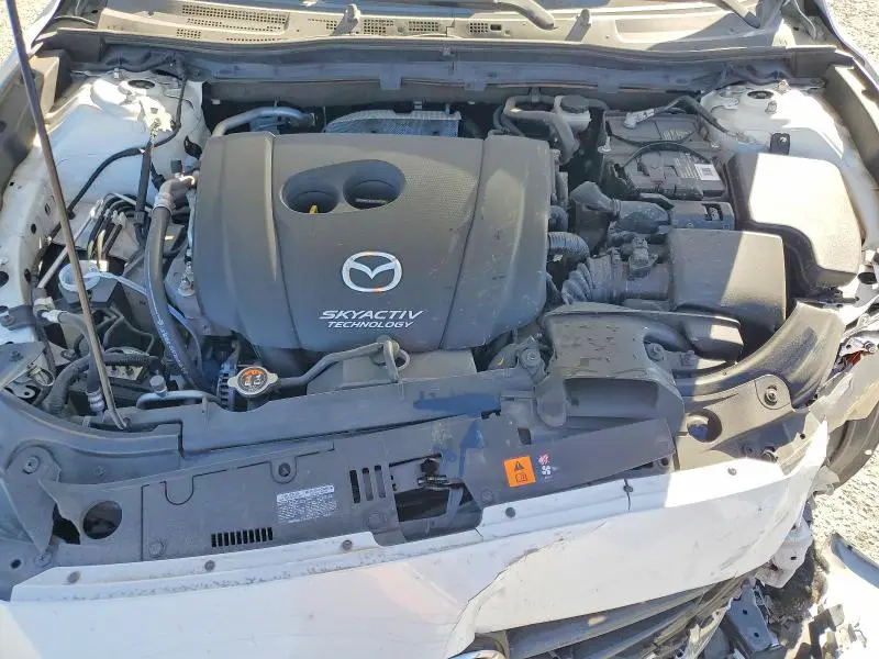 2016 MAZDA 3 TOURING  