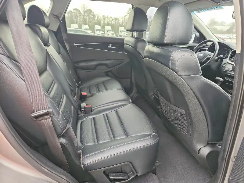 2019 KIA SORENTO EX V6  