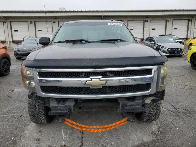 2011 CHEVROLET SILVERADO K1500 LT  