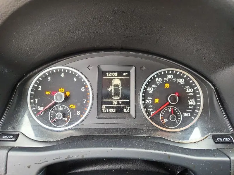 2016 VOLKSWAGEN TIGUAN S  