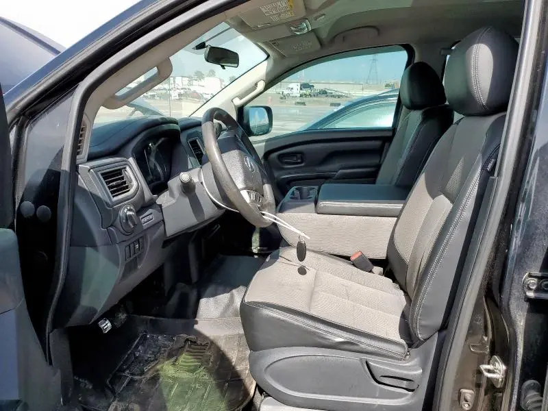 2017 NISSAN TITAN XD S