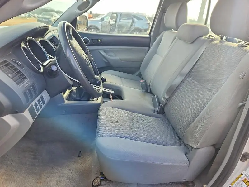 2011 TOYOTA TACOMA   