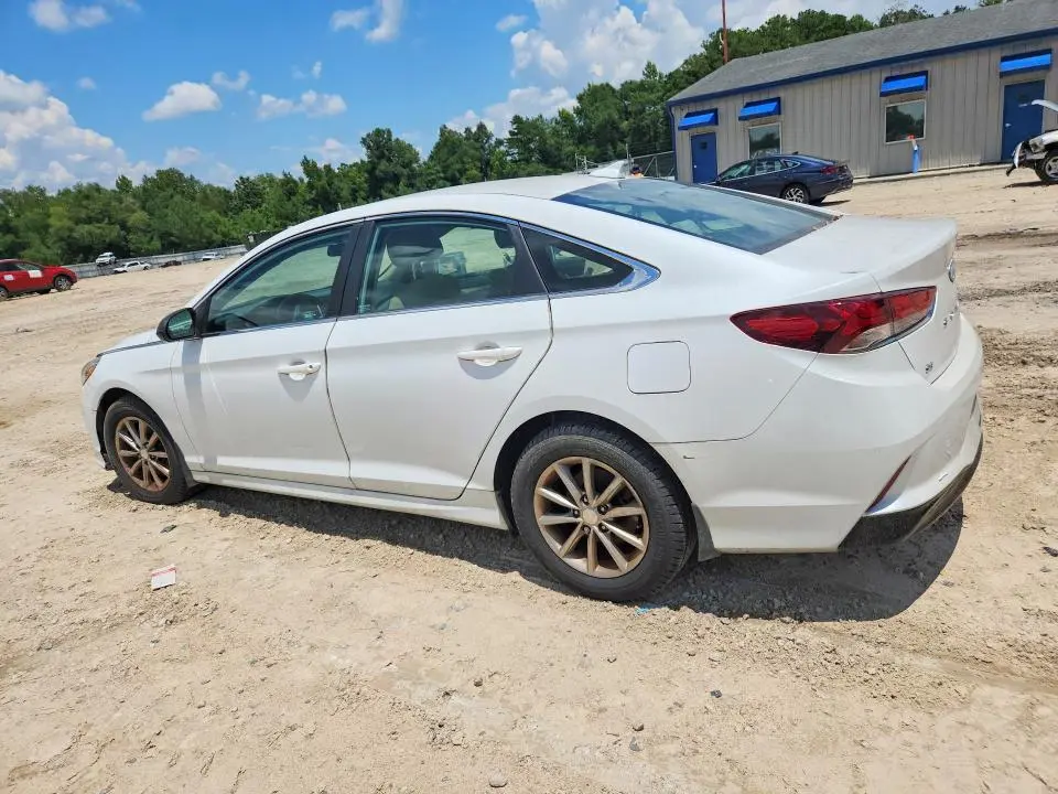 2019 HYUNDAI SONATA SE  