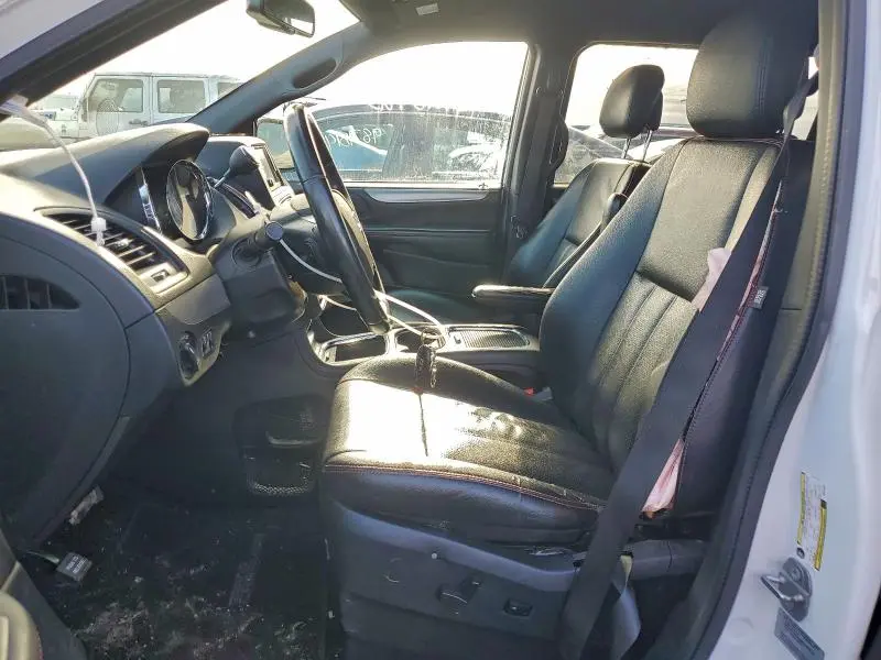 2017 DODGE GRAND CARAVAN GT  