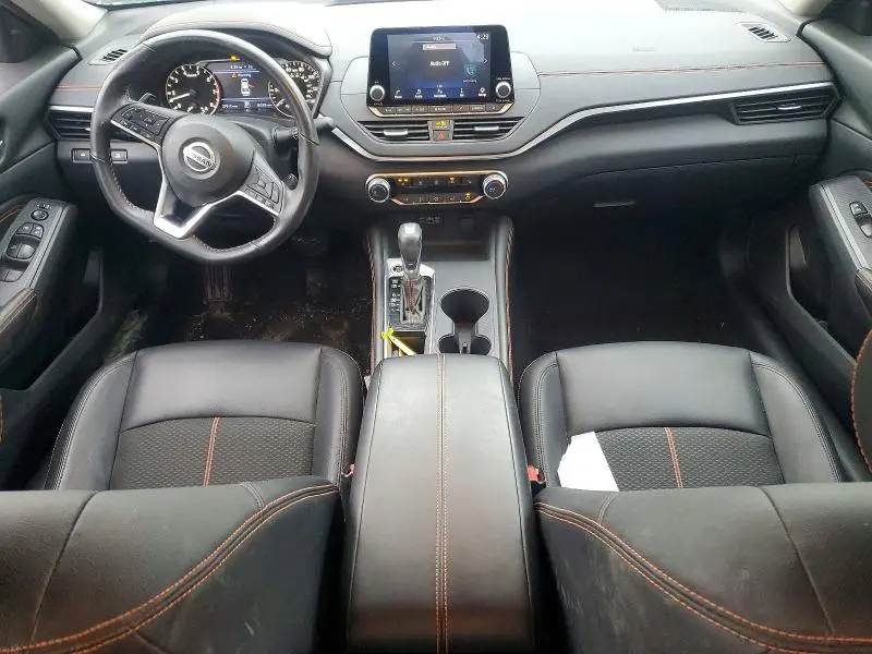 2022 NISSAN ALTIMA SR  