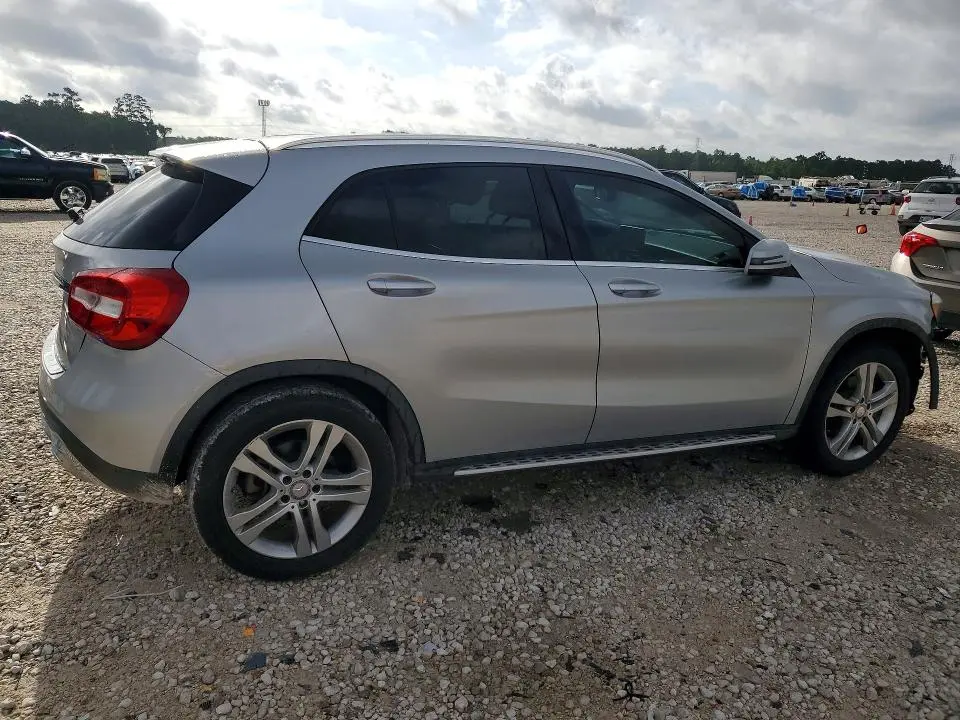 2016 MERCEDES-BENZ GLA 250  