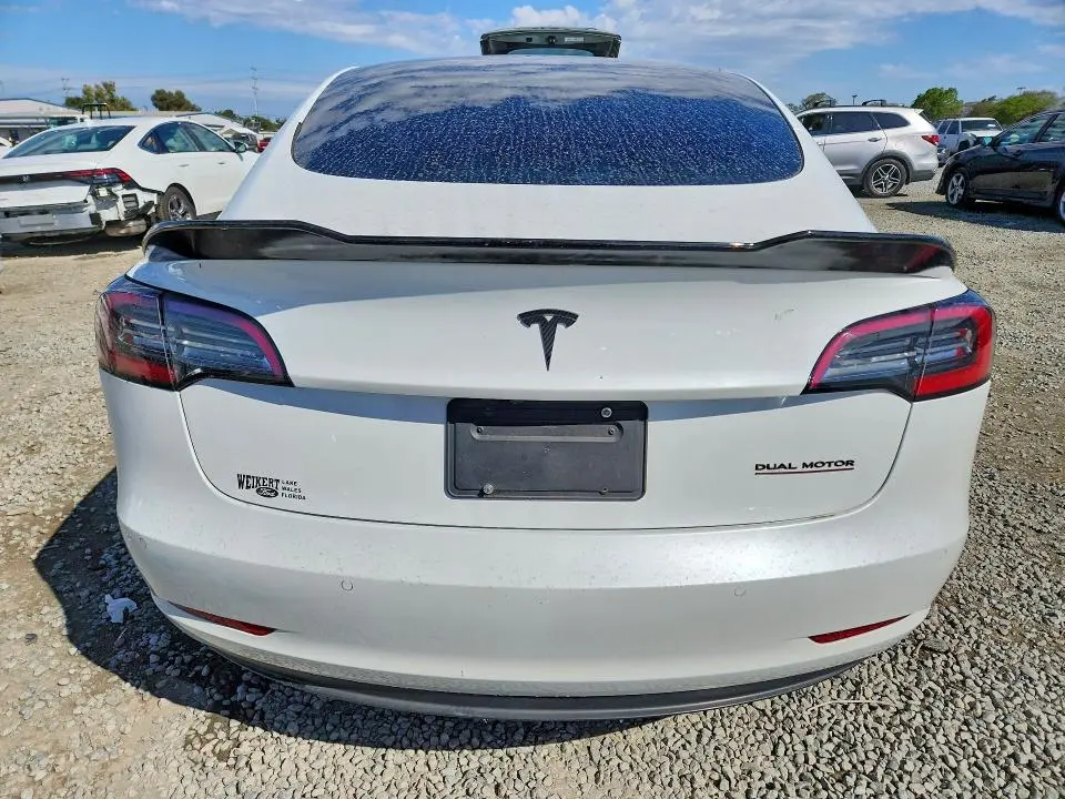 2021 TESLA MODEL 3   