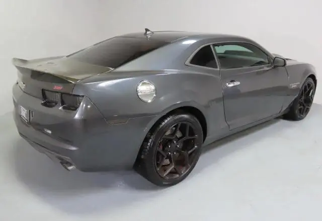 2011 CHEVROLET CAMARO 2SS  