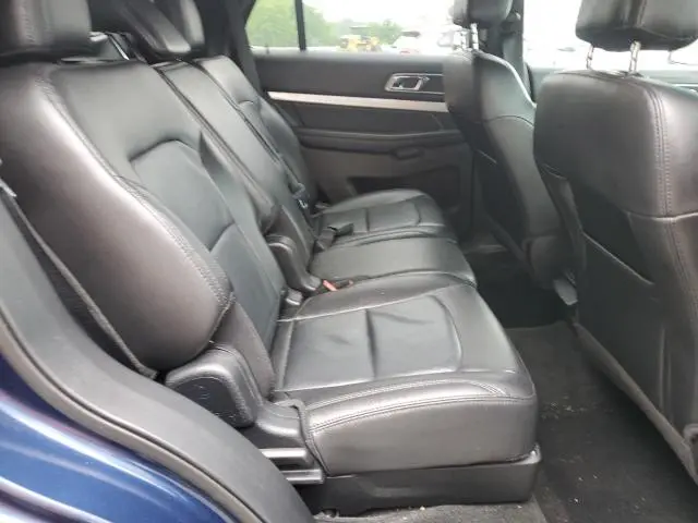 2017 FORD EXPLORER XLT  