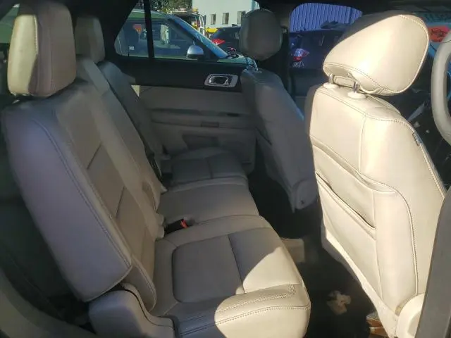 2011 FORD EXPLORER XLT  