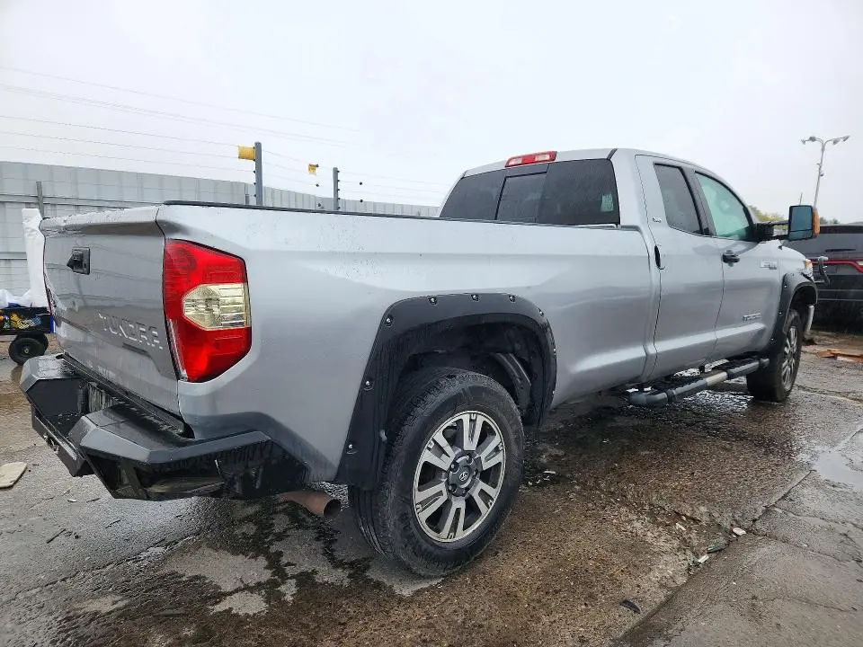 2016 TOYOTA TUNDRA SR5  