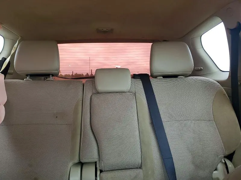 2012 MITSUBISHI OUTLANDER SE  