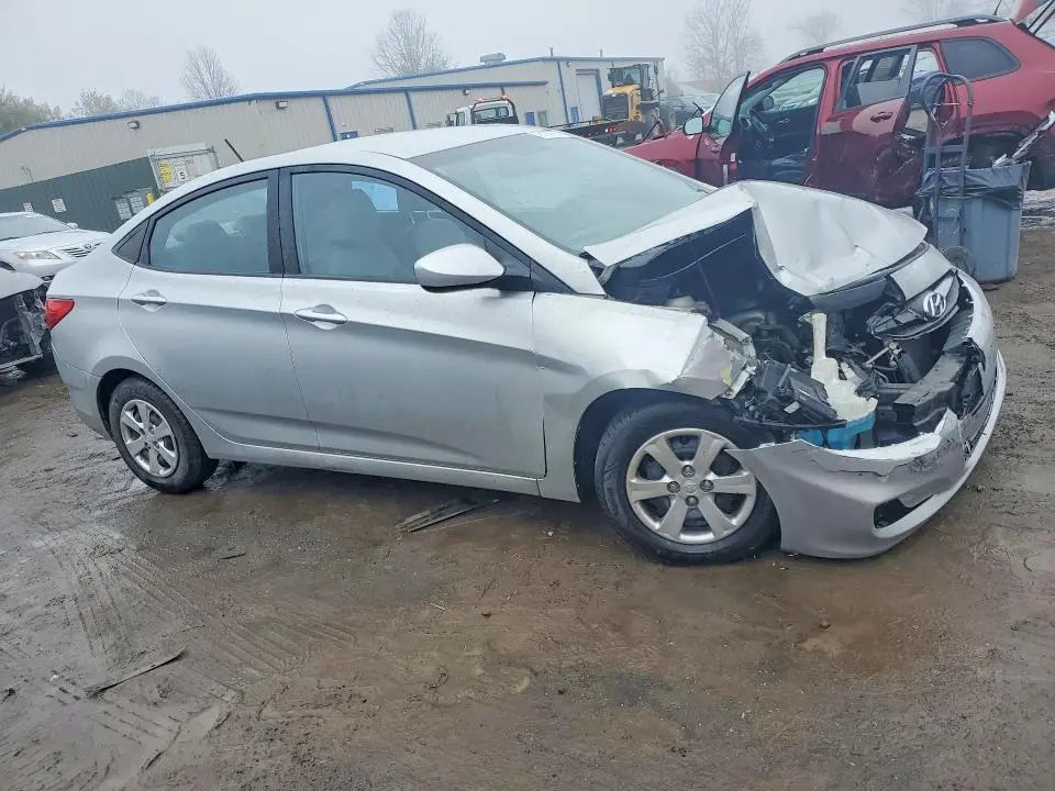 2014 HYUNDAI ACCENT GLS  