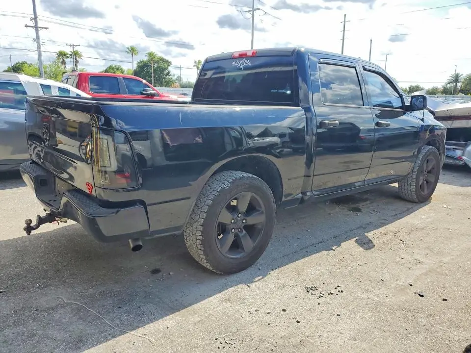 2014 RAM 1500 ST  