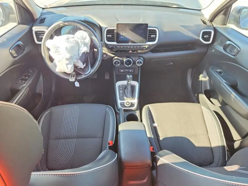 2024 HYUNDAI VENUE LIMITED  