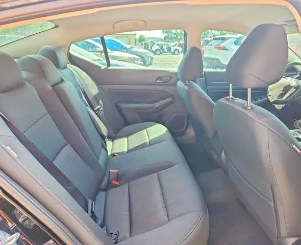 2025 NISSAN ALTIMA SV  
