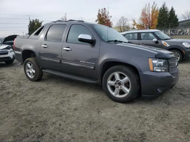 2011 CHEVROLET AVALANCHE LT  