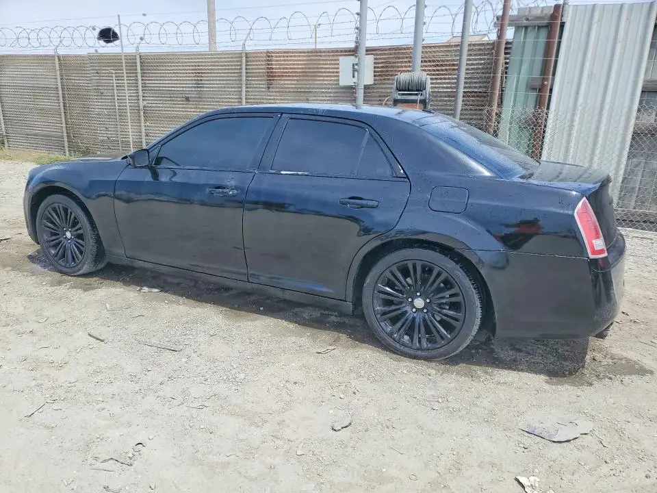 2013 CHRYSLER 300   
