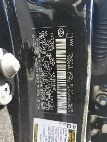 2021 TOYOTA C-HR XLE  