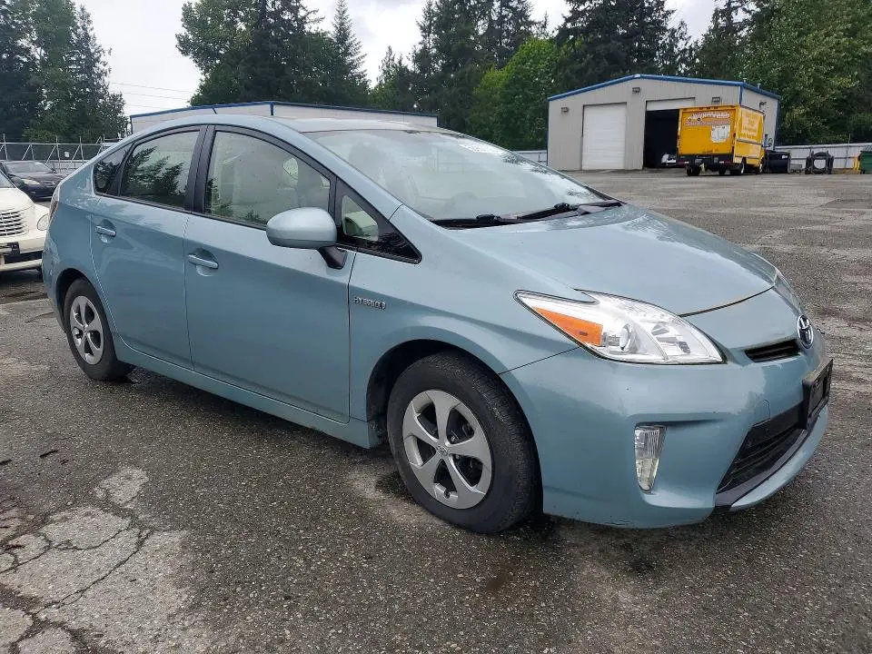 2013 TOYOTA PRIUS TWO  