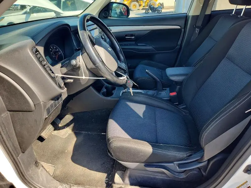 2016 MITSUBISHI OUTLANDER ES  