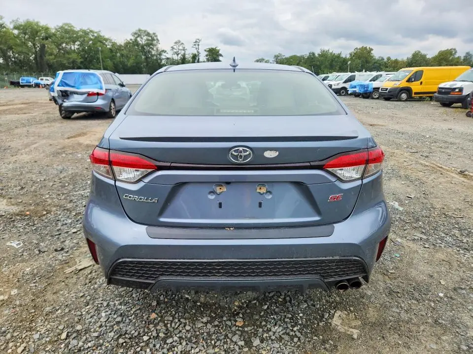 2020 TOYOTA COROLLA SE  