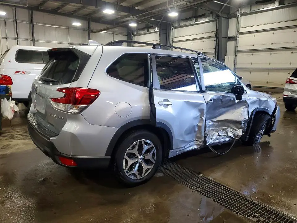 2019 SUBARU FORESTER PREMIUM  