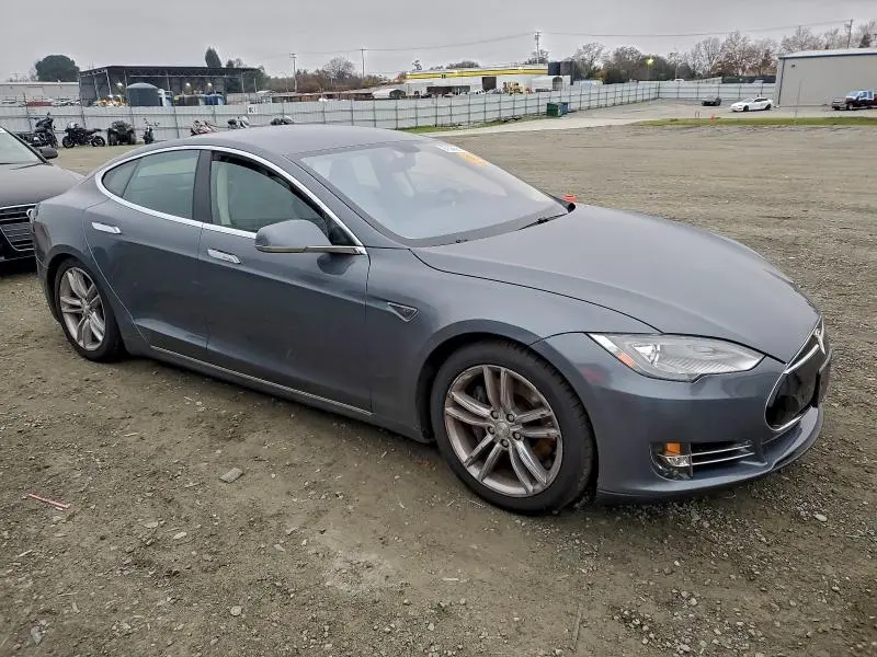 2013 TESLA MODEL S   