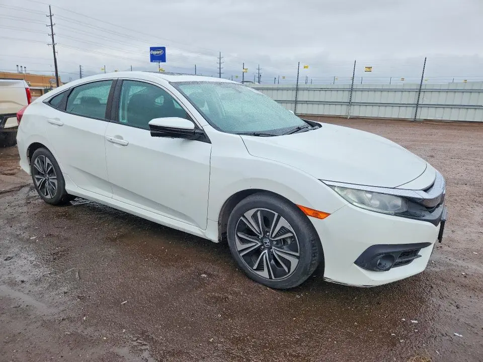 2017 HONDA CIVIC EX  