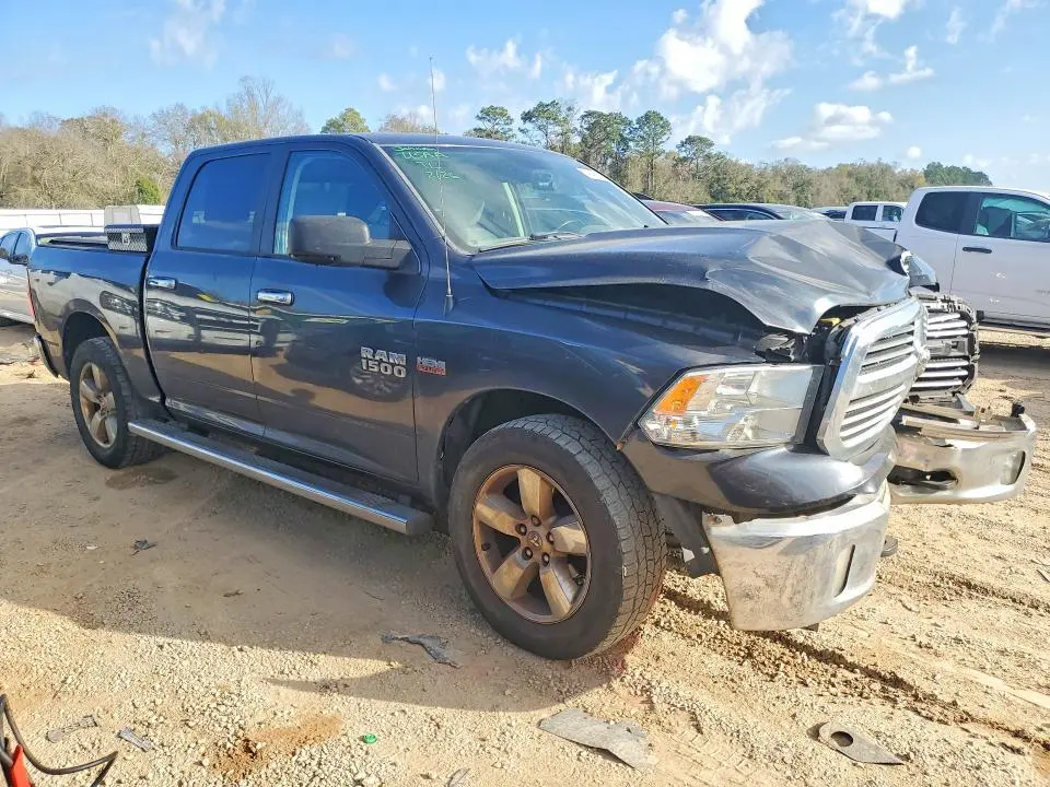 2014 RAM 1500 SLT  