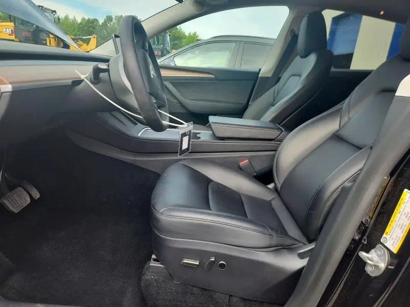 2025 TESLA MODEL Y   
