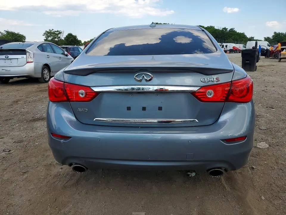 2016 INFINITI Q50 RED SPORT 400  