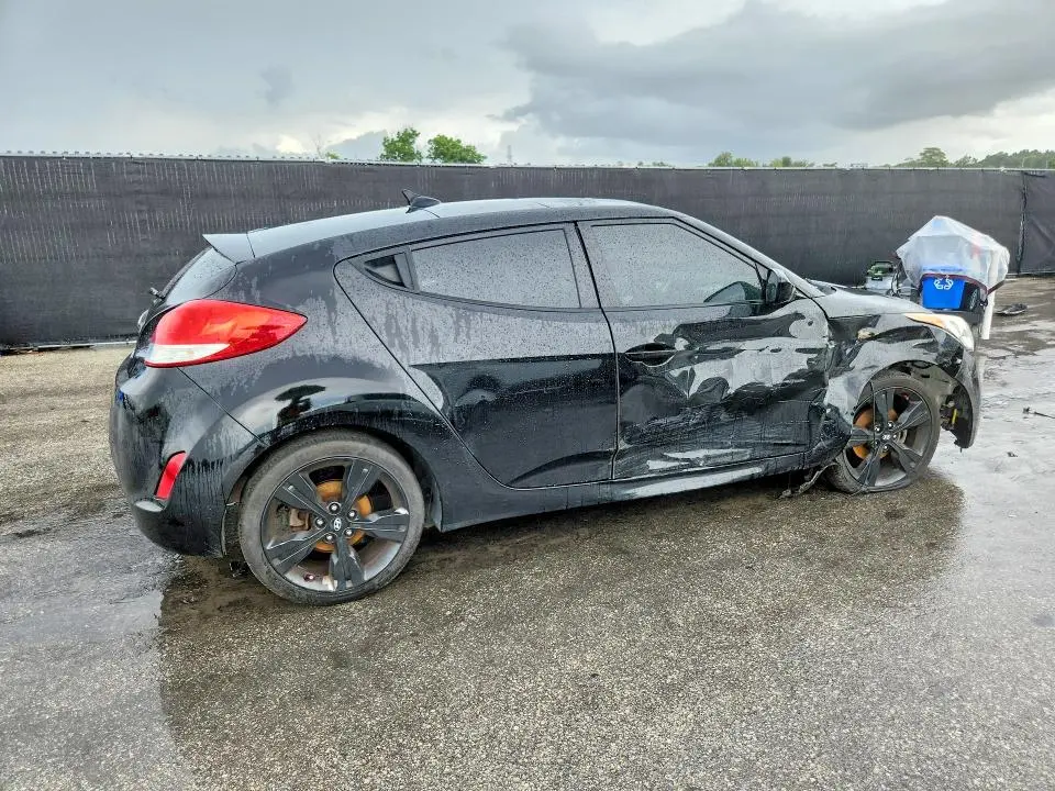 2016 HYUNDAI VELOSTER BASE  