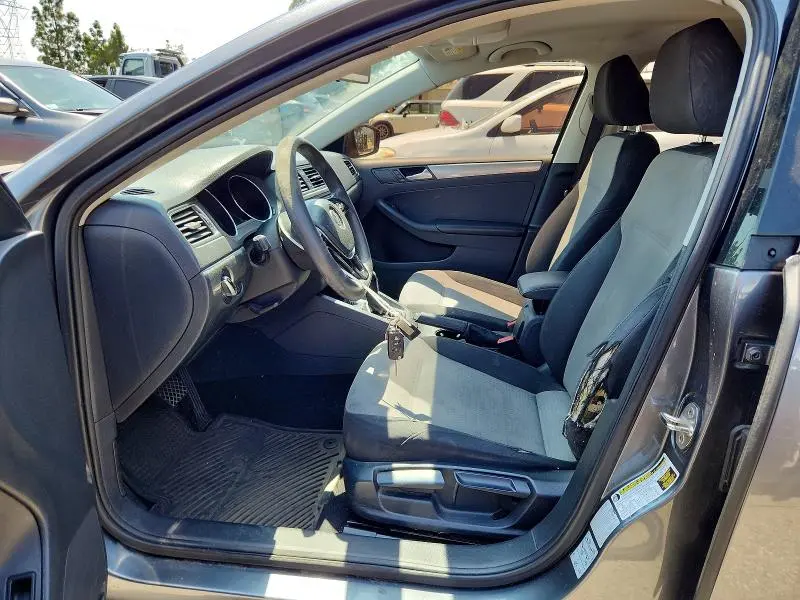 2017 VOLKSWAGEN JETTA S  