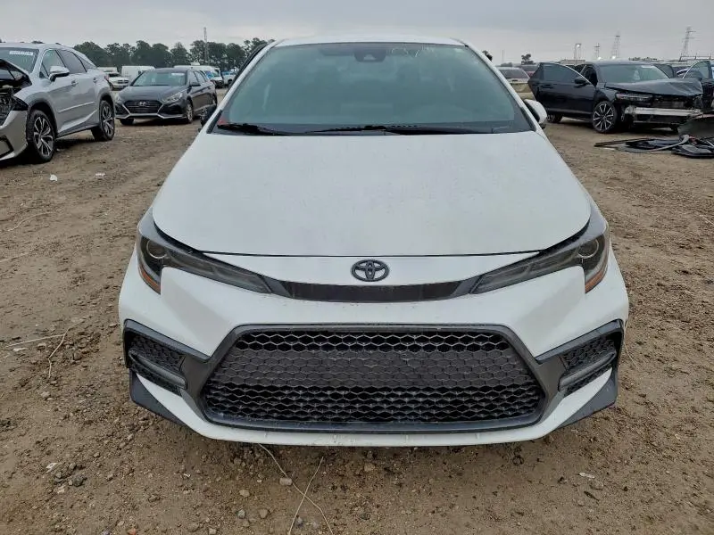 2020 TOYOTA COROLLA SE  