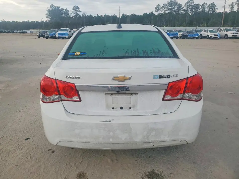 2015 CHEVROLET CRUZE LTZ  