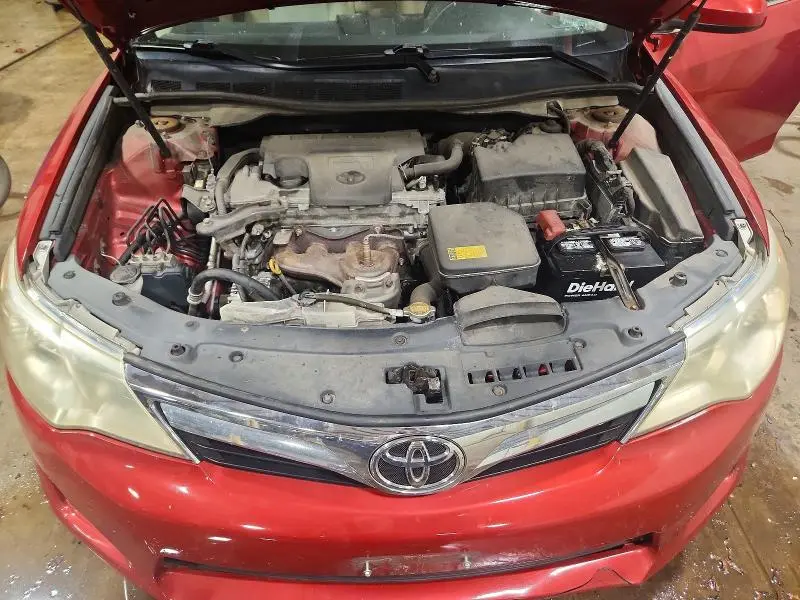 2012 TOYOTA CAMRY LE  