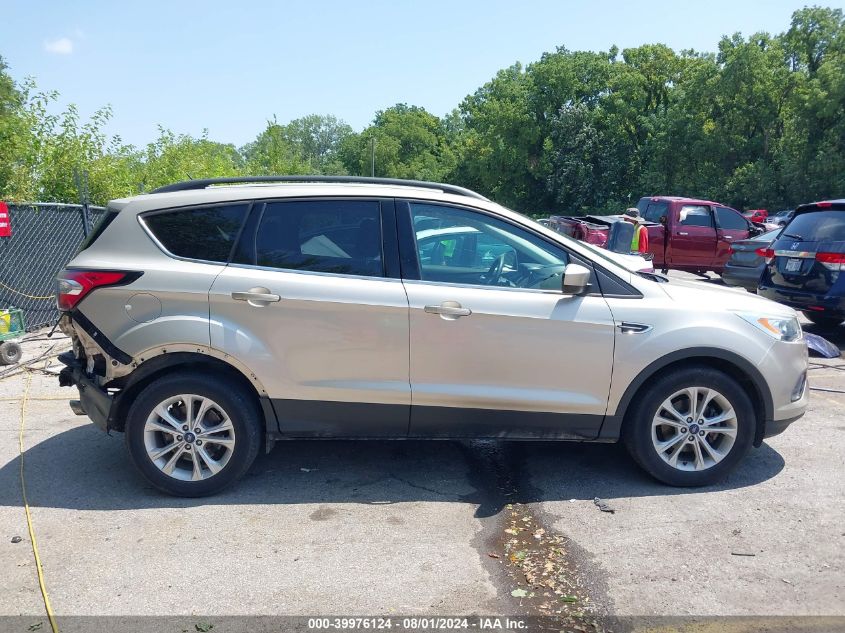 2017 FORD ESCAPE SE