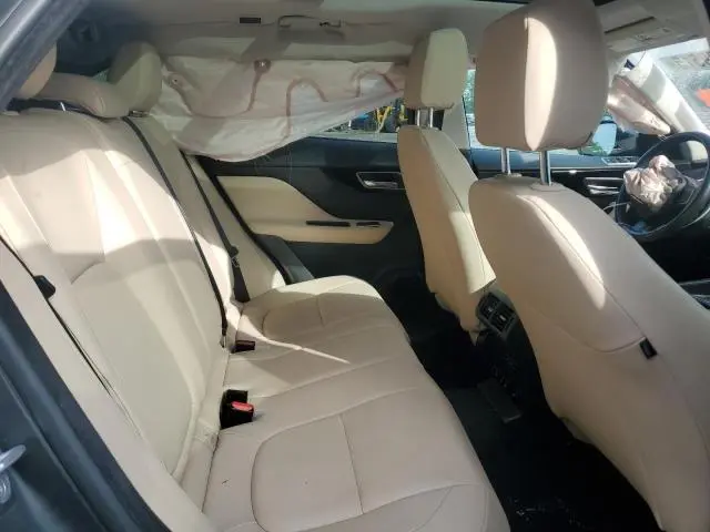 2020 JAGUAR F-PACE PREMIUM  