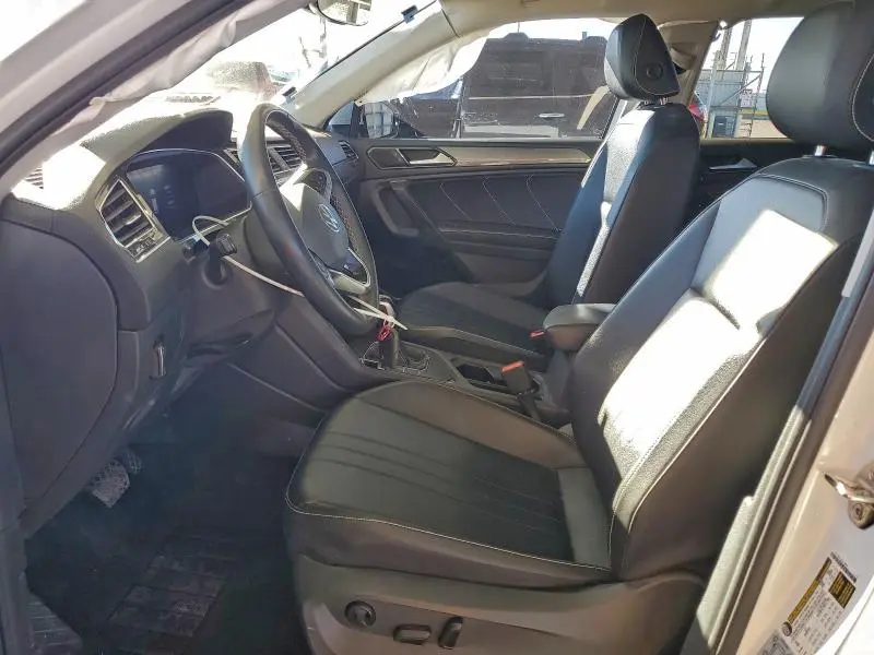 2022 VOLKSWAGEN TIGUAN SE  