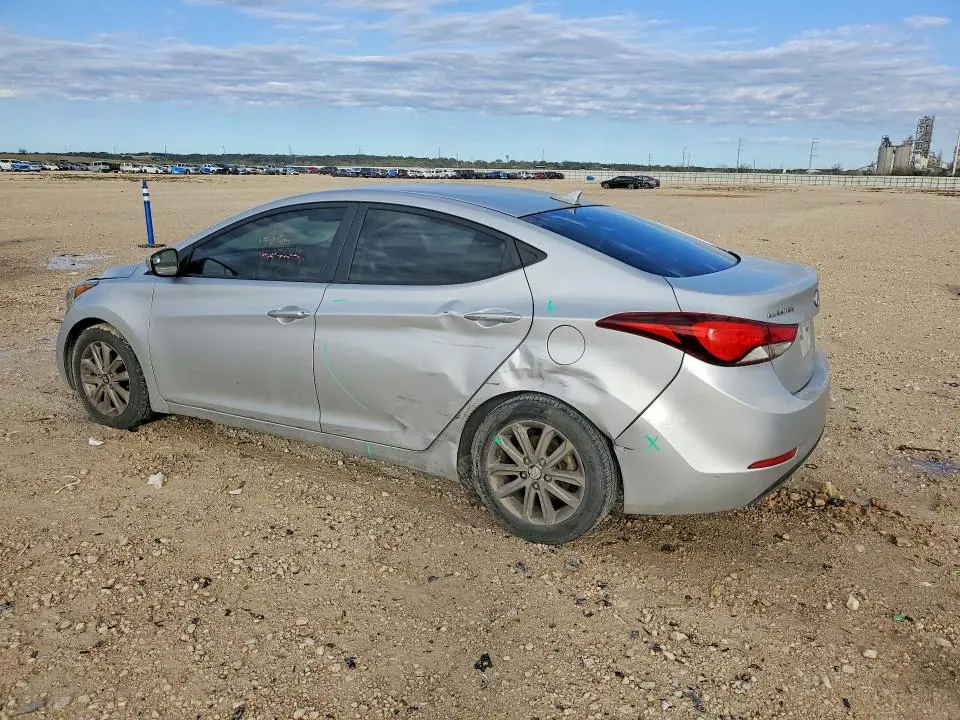 2014 HYUNDAI ELANTRA SE  
