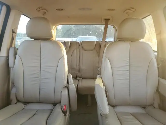 2014 KIA SEDONA LX  