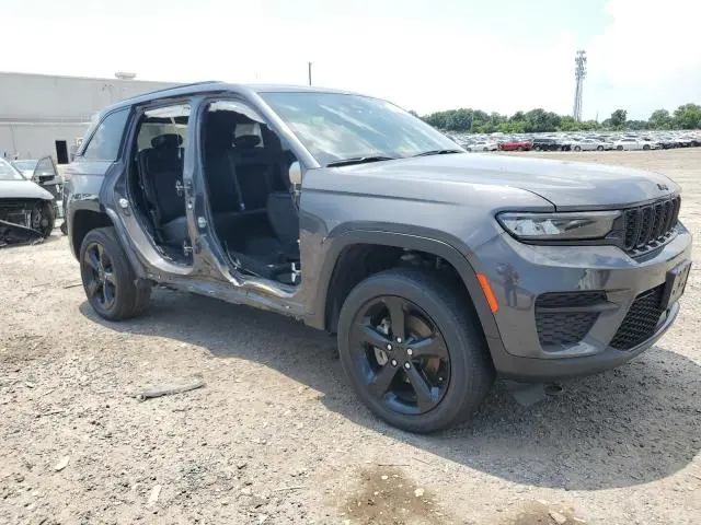 2023 JEEP GRAND CHEROKEE LAREDO  